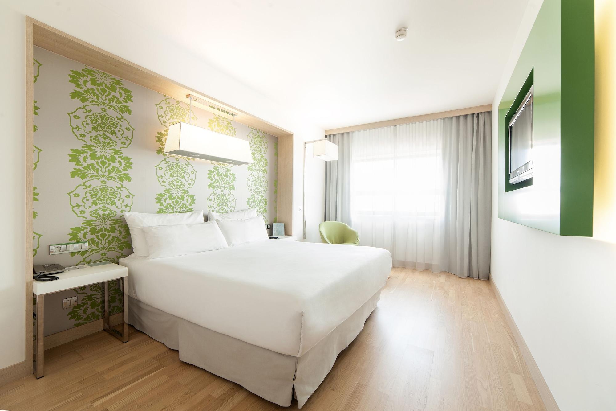 Отель Occidental Five 4*