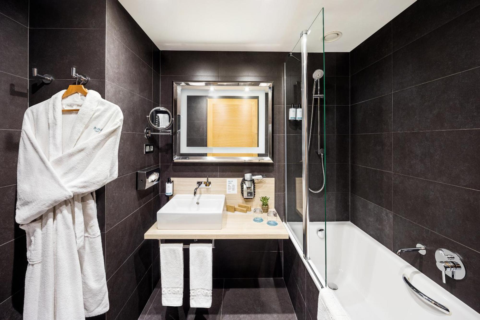 Occidental Five 4* Прага